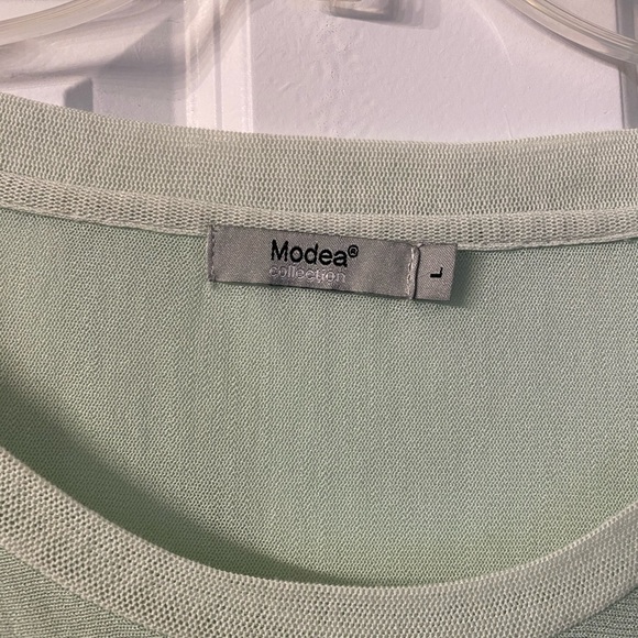 Modea collection mint green long top - Picture 2 of 4